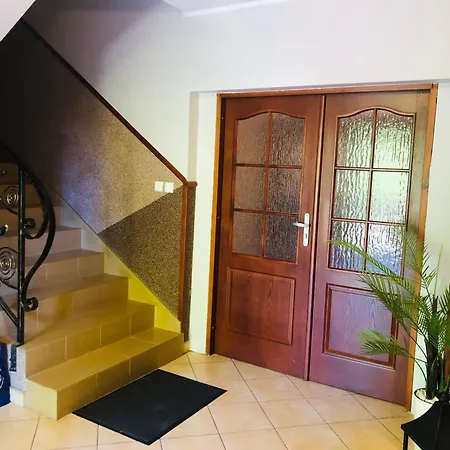 Klaudia ゲストハウス 3*