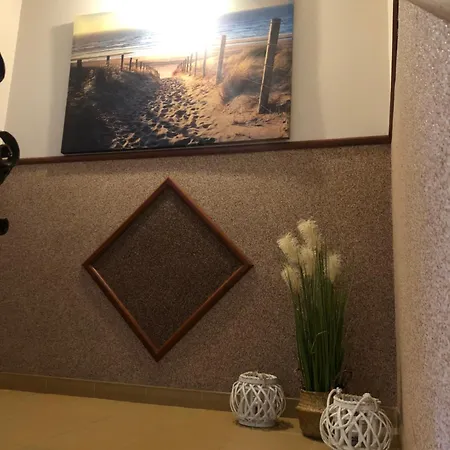 ゲストハウス Klaudia オストロボ