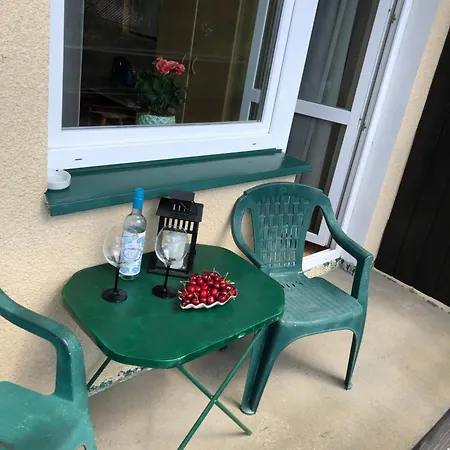 ゲストハウス Klaudia オストロボ