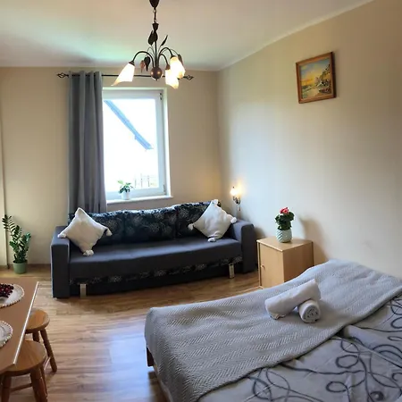 ゲストハウス Klaudia オストロボ